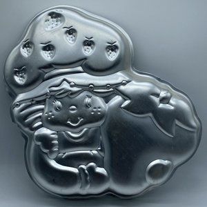 Wilton American Greetings Strawberry Shortcake Cake Pan 1981 502-3835